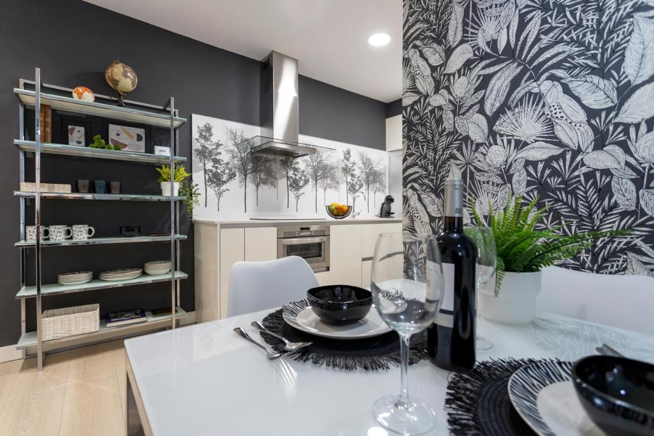 Spacio Menina By Unique Rooms Burgos Exterior photo